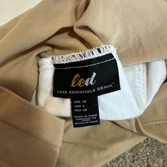 Led Luxe White Denim Jeans Maternity Women’s Size 28 - Picture 1 of 5